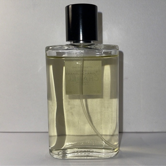 CHANEL DEAUVILLE - Picture 3 of 9